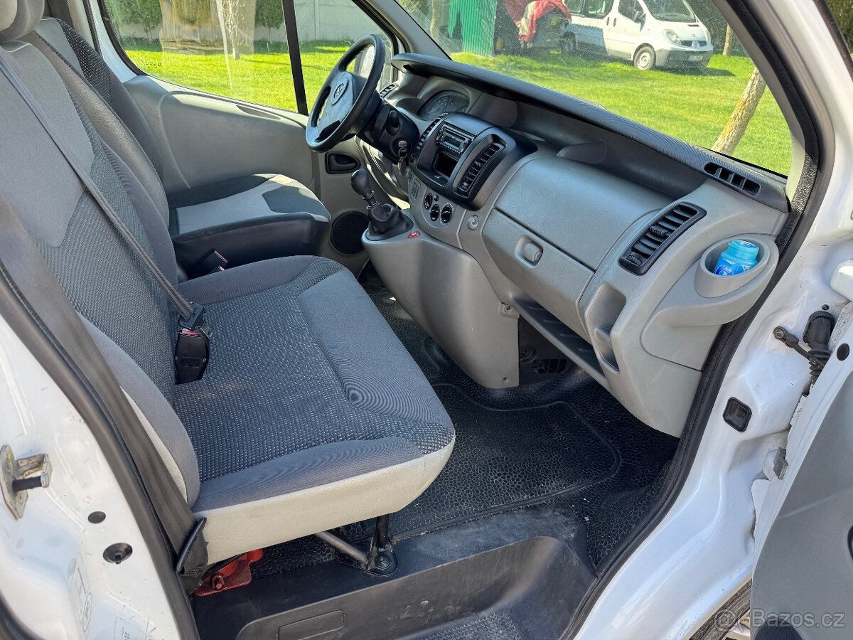 Opel Vivaro 2,0 DCi L2H2 - 7