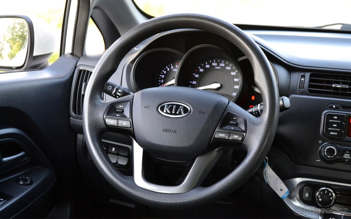 Kia Rio pěkný stav - 7