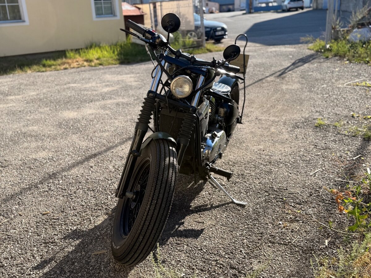 Kawasaki VN 800 - 7