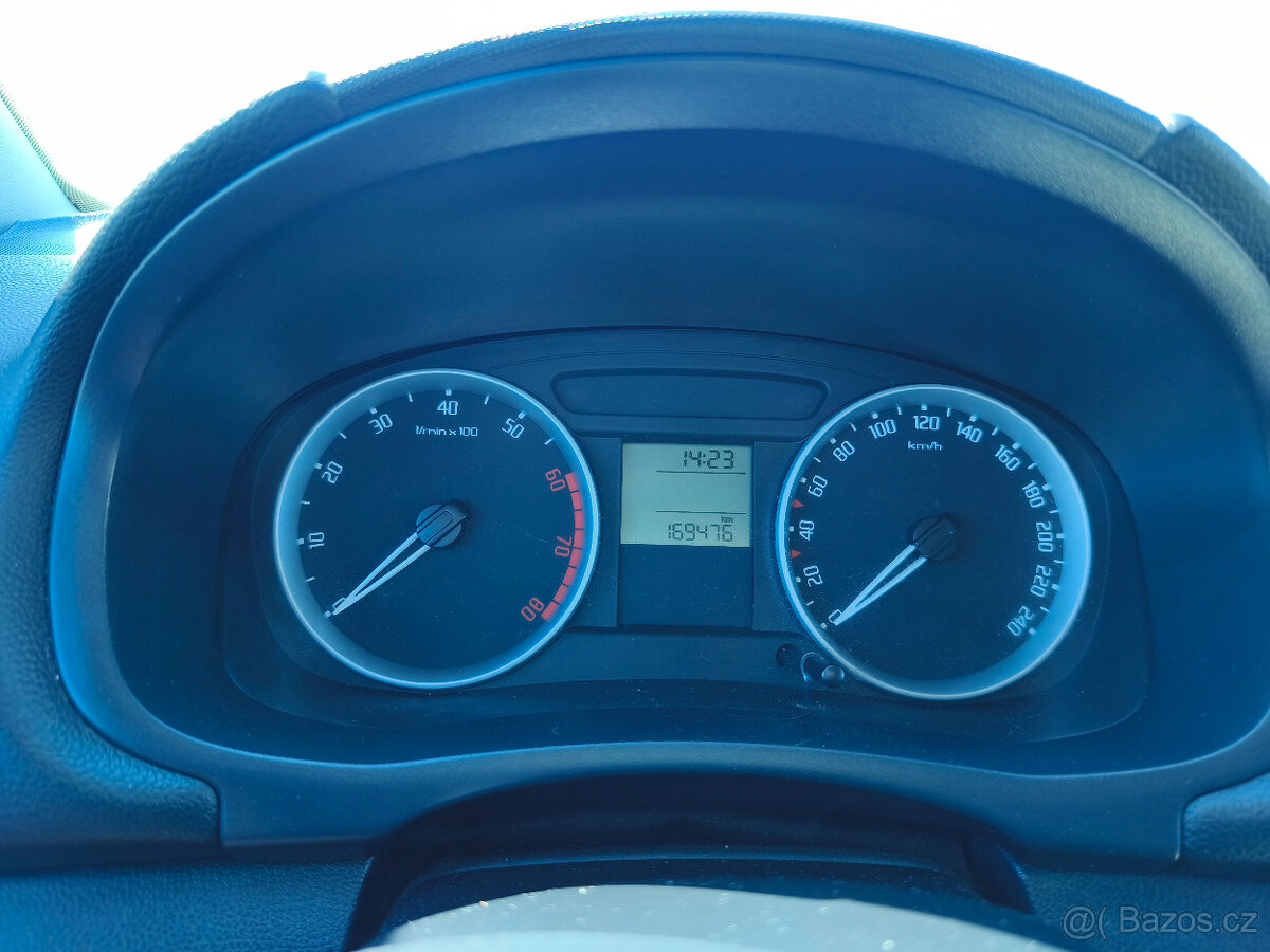 Škoda Fabia II 1,4 16V, 10/2009 - 7