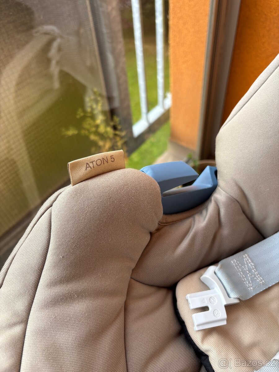 Cybex aton 5 + základna ISOFIX - 7