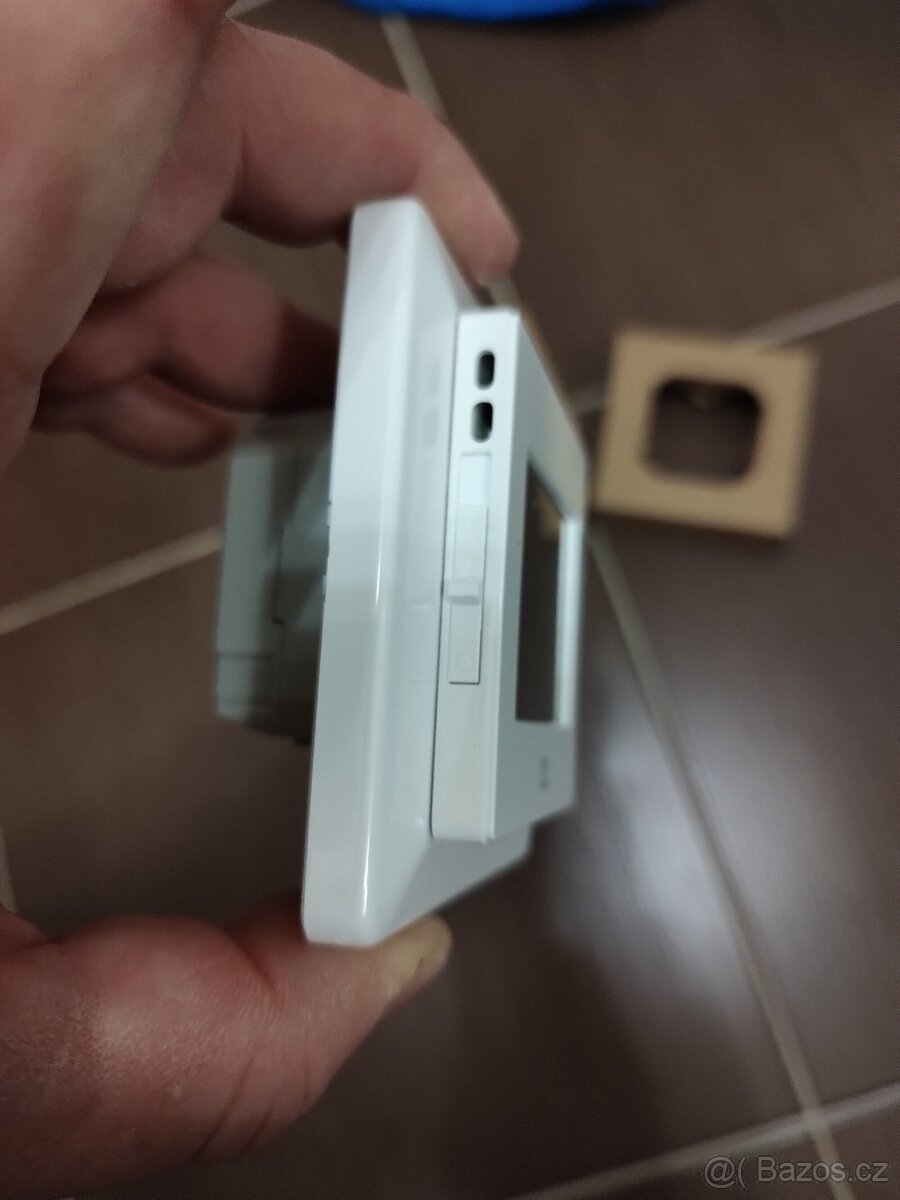 Termostat V-Systém Treo H Touch 225 - 7