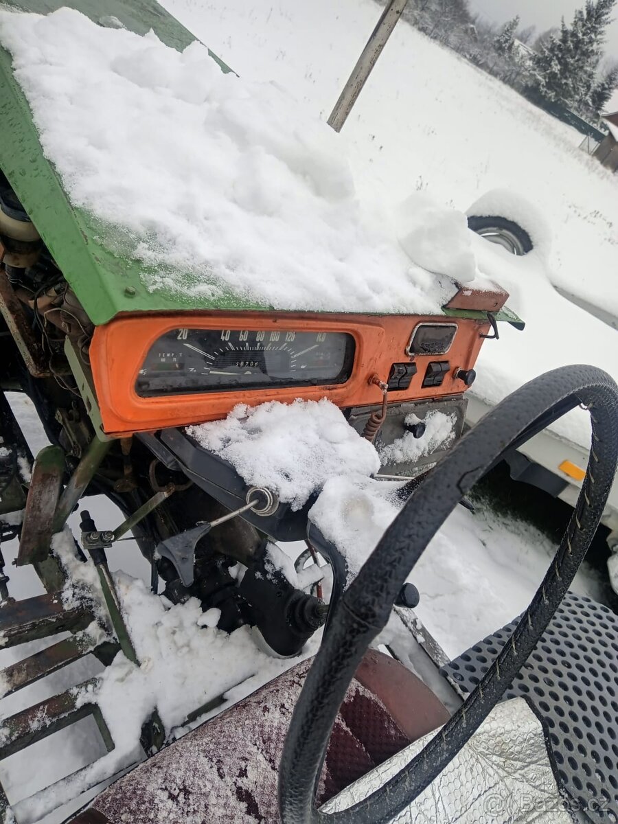 Traktor škoda 1203 - 7