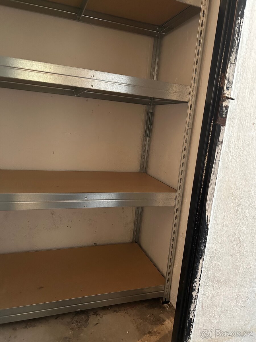 Prodám kovový regál - 7