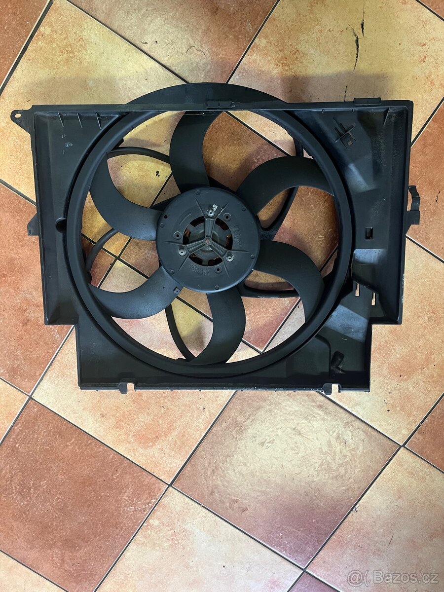 BMW chladičovka - 7