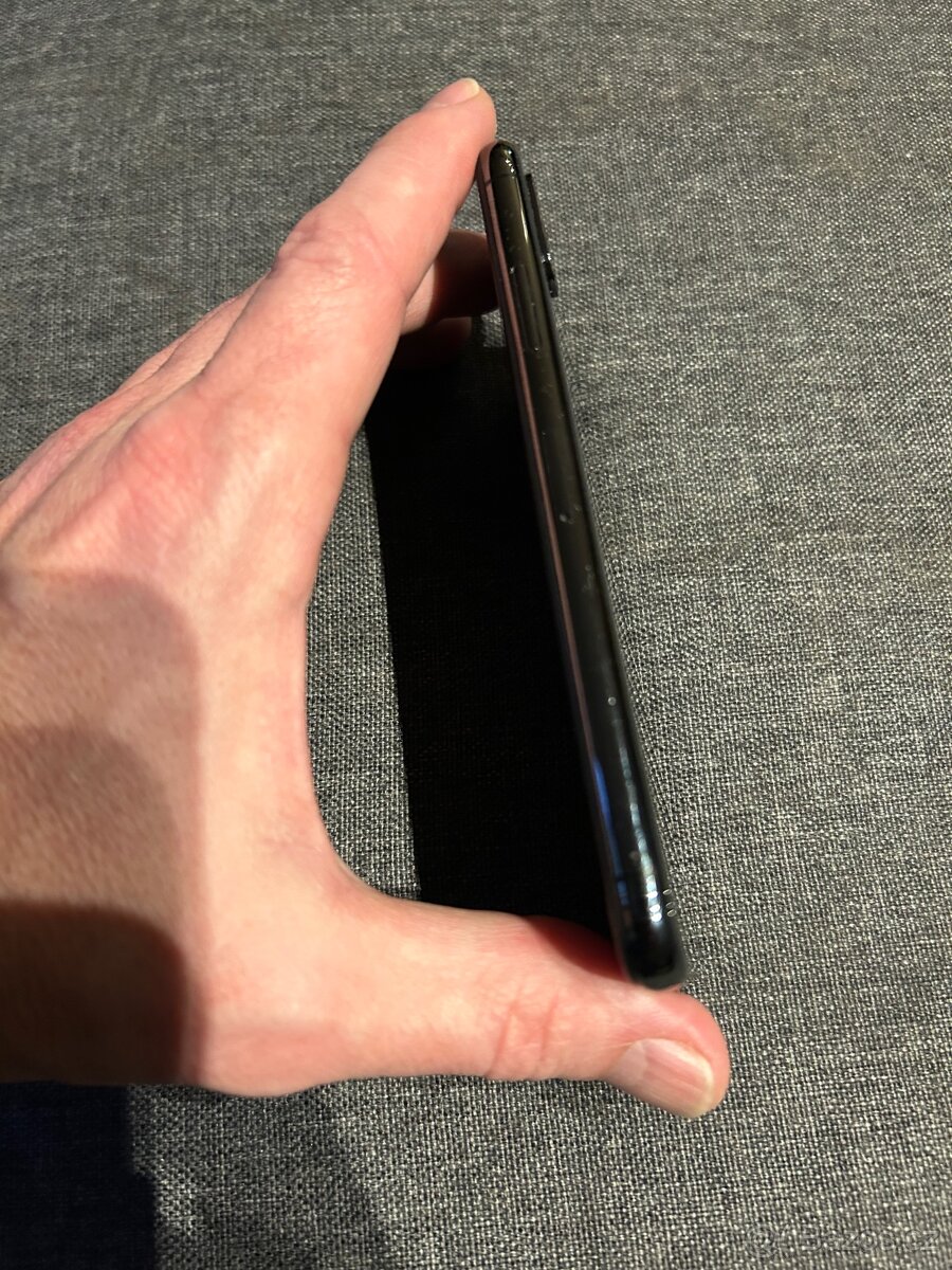 Iphone X 64GB, pěkný bat.100% - 7