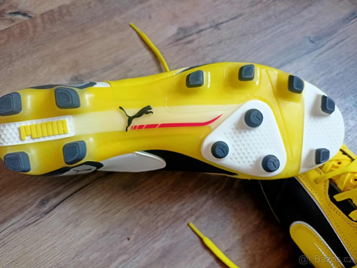Nové kopačky PUMA KING FG - 7