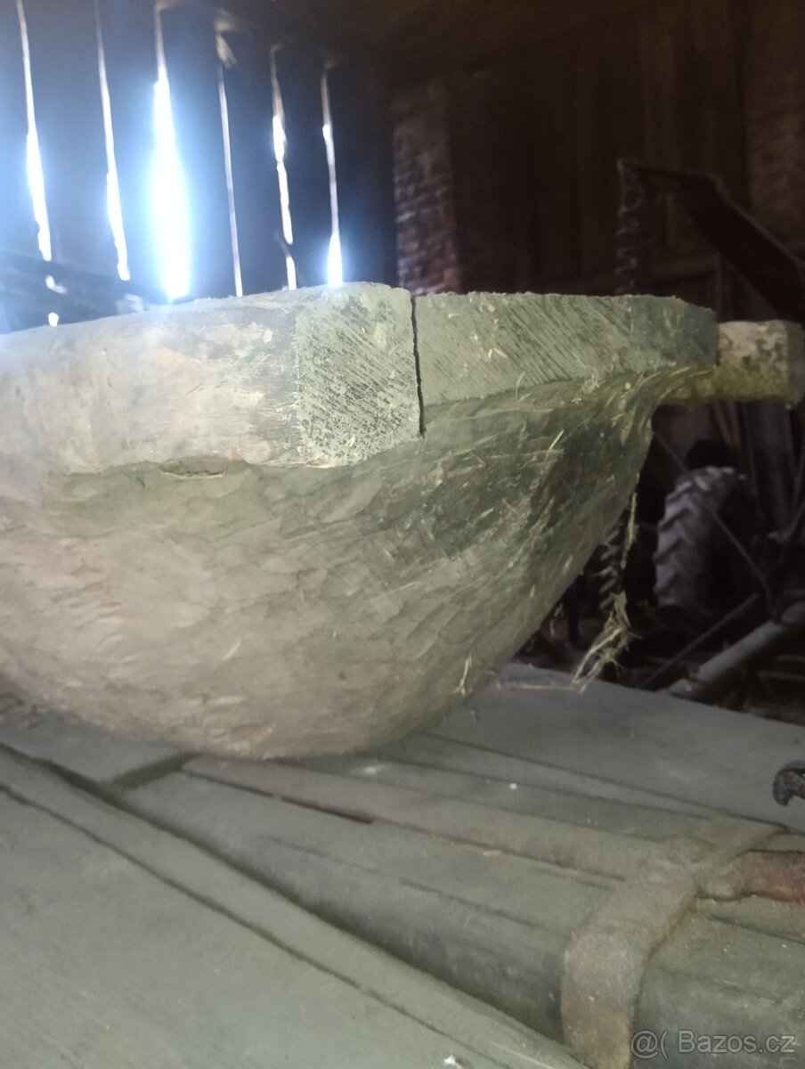 DLABANÉ DŘEVĚNÉ KORÝTO - 7