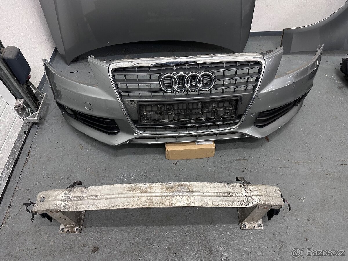 Audi A4 B8 přední nárazník a světla, chladiče barva LY7G - 7