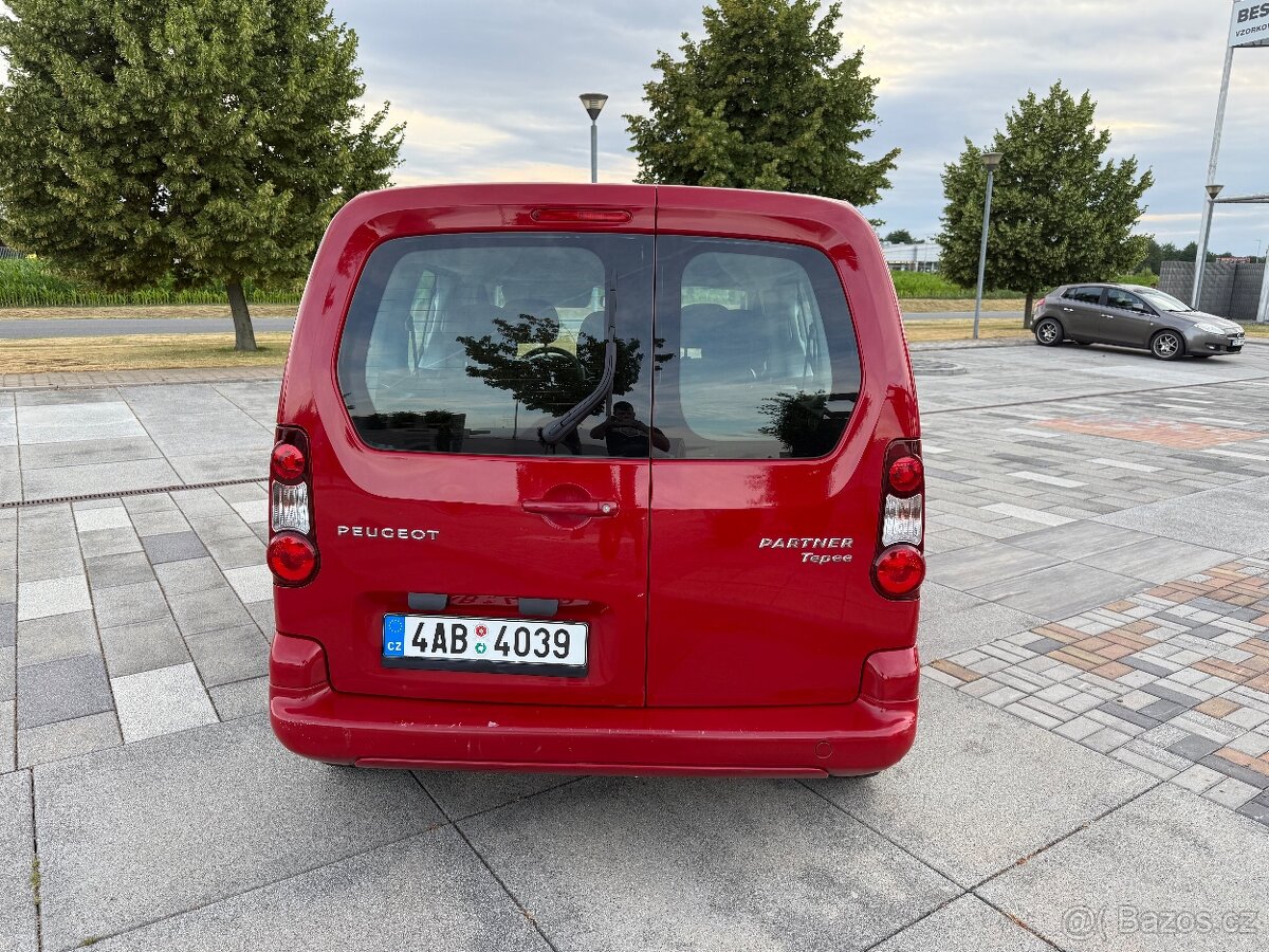 Peugeot Partner - FACE - rok 2014 - 1.6HDi 68kW - 256.182Km - 7