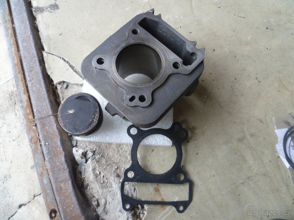 Aprilia sr 125 motard - 7