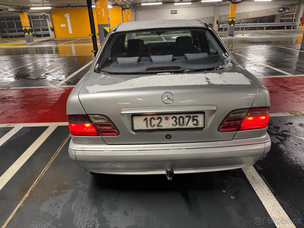 E220 cdi Mercedes-Benz w210 - 7