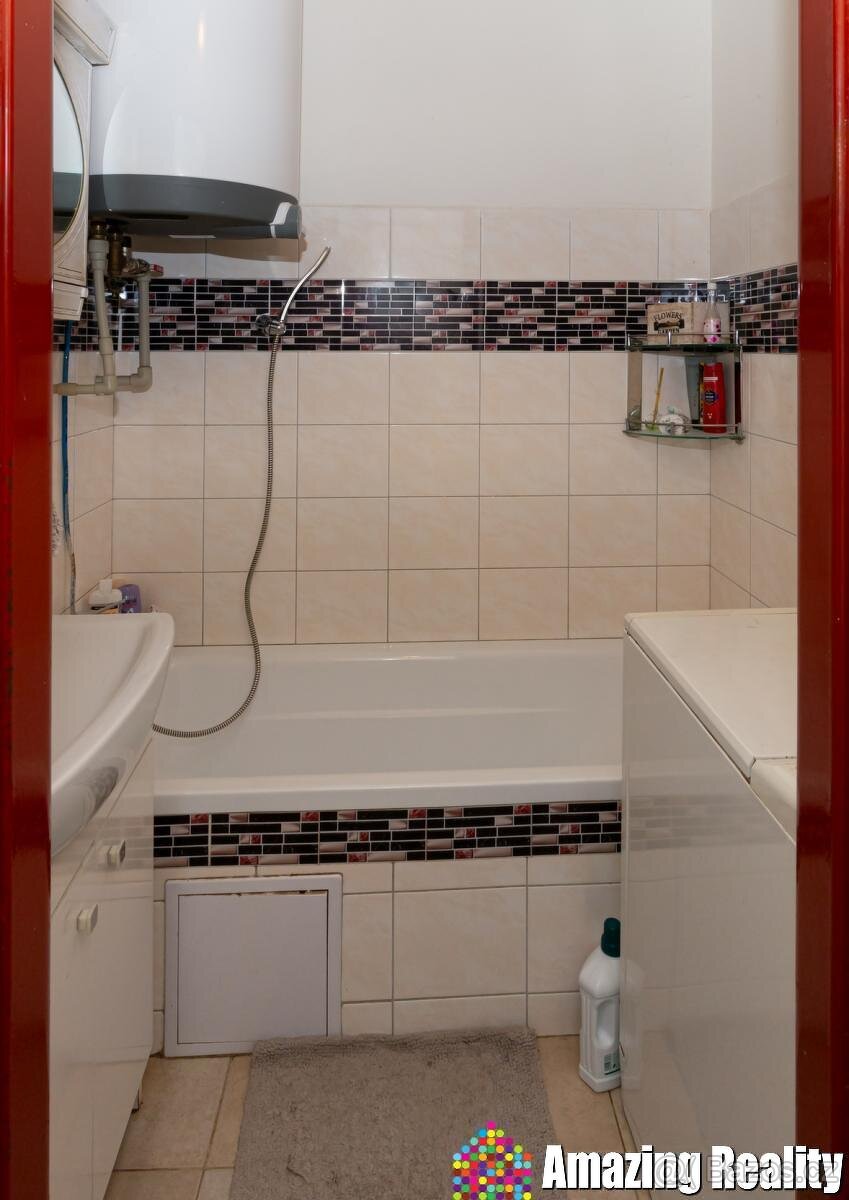 Prodej zděného bytu s plechovou garáží, v obci Mileč - 7