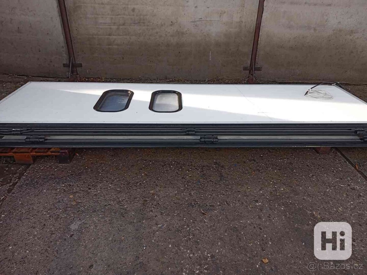 třídílné sekční vrata - 7