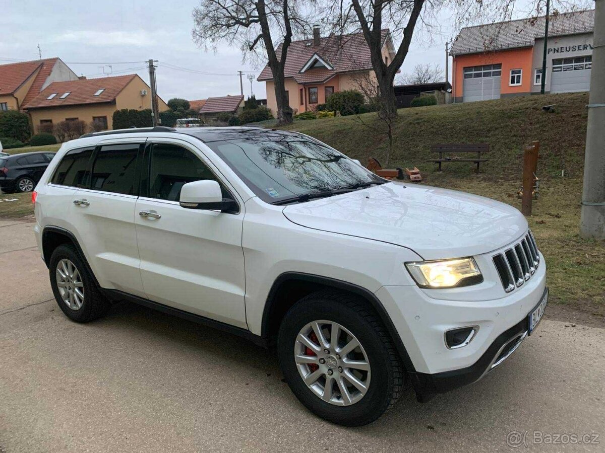 JEEP Grand Cherokee Combi 3,0 TDi - 7