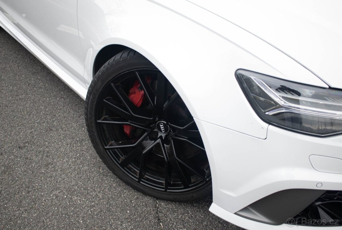 Audi RS6 quattro - 7