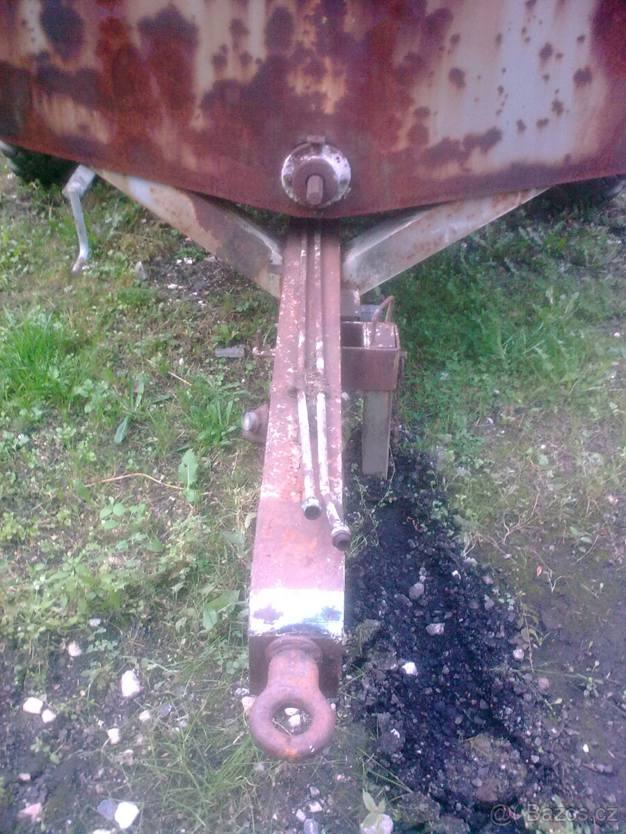 Vlečka jednoosá cisterna - 7