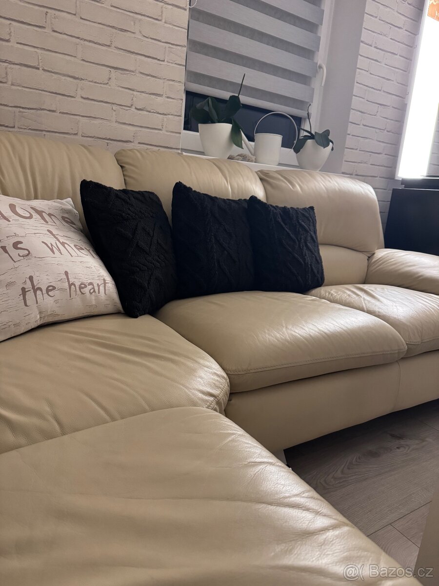 Prodám koženou rohovou sedací soupravu - 7