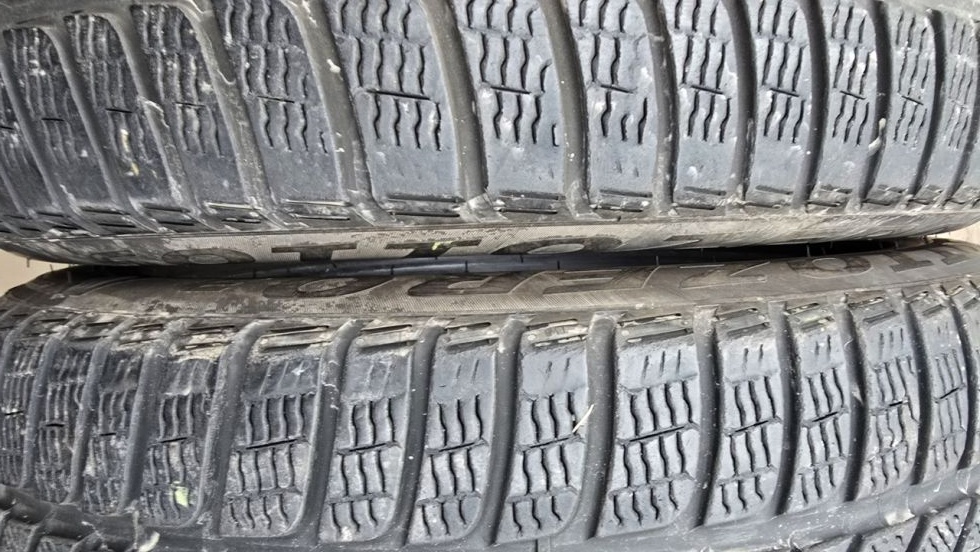 Zimní pneu 255/45/19 Pirelli - 7