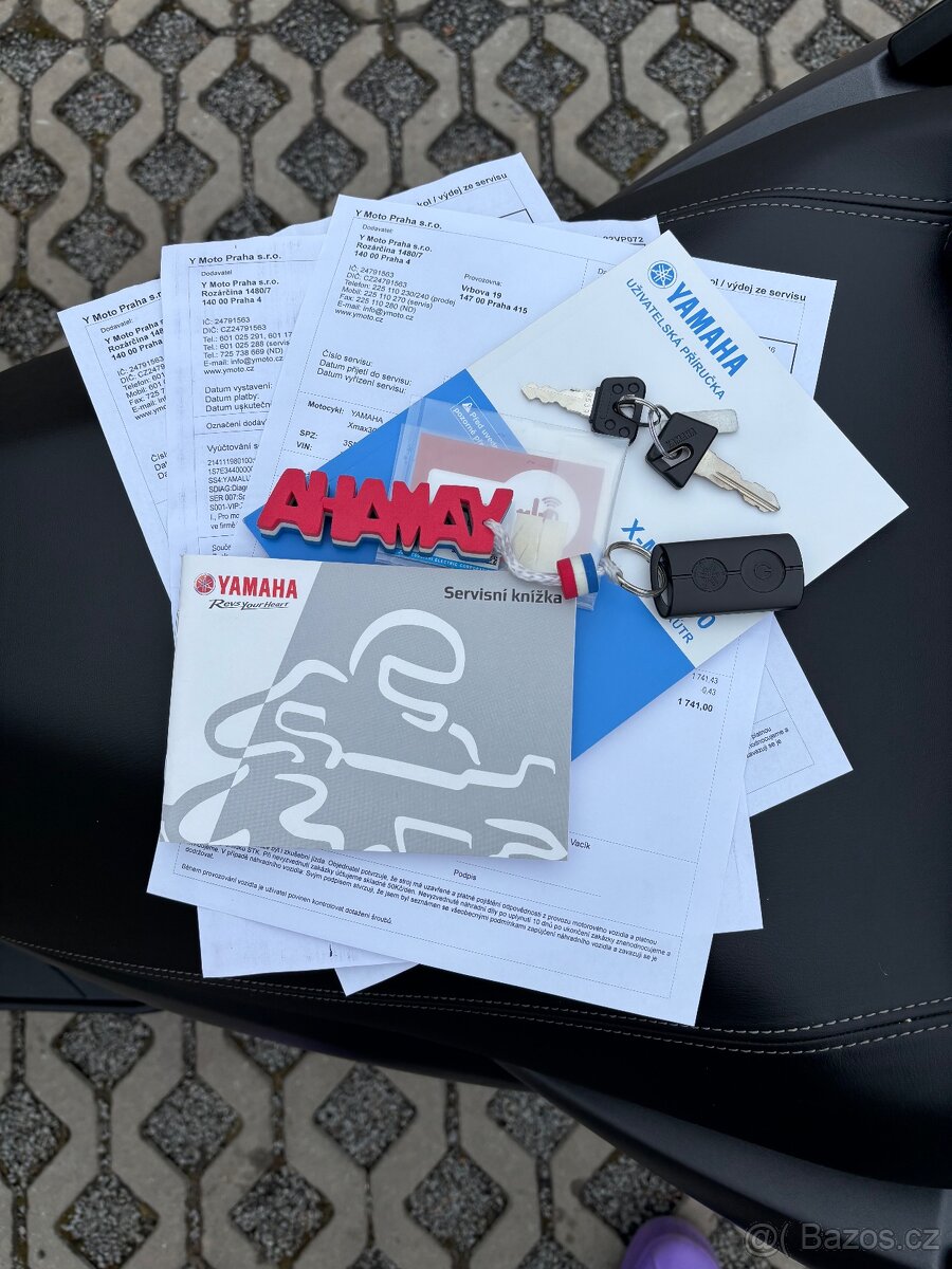 YAHAMA X-MAX 300 - 7