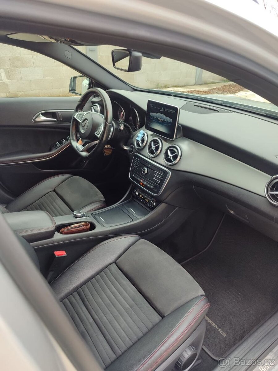 MERCEDES-BENZ GLA 220 d 4MATIC AMG - 7