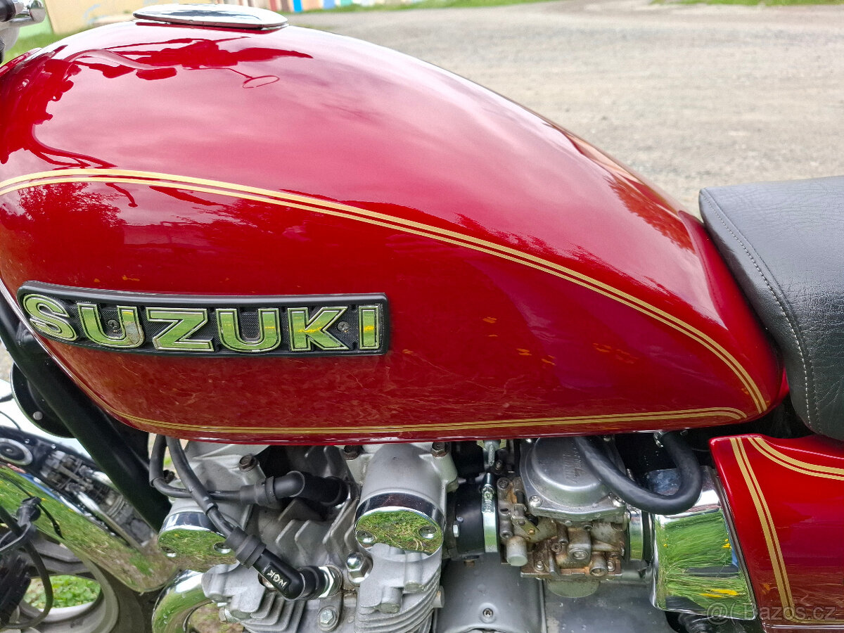 Suzuki GS550T - 7