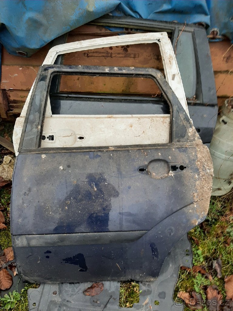 Ford focus combi,5 dveř,3 dveř. 1999-2004 - 7