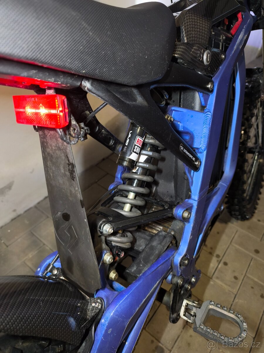 Surron light bee x - 7