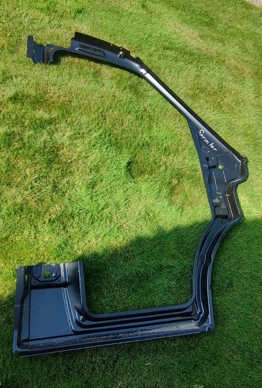 Mercedes Sprinter W907 W910 - Prah podbeh stlpik - 7