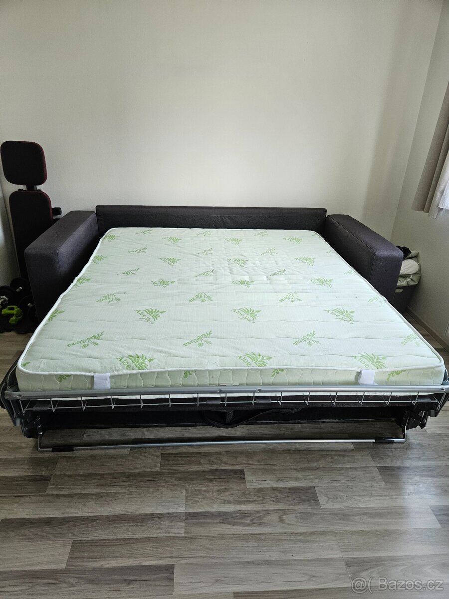 Rozkládací pohovka - 7