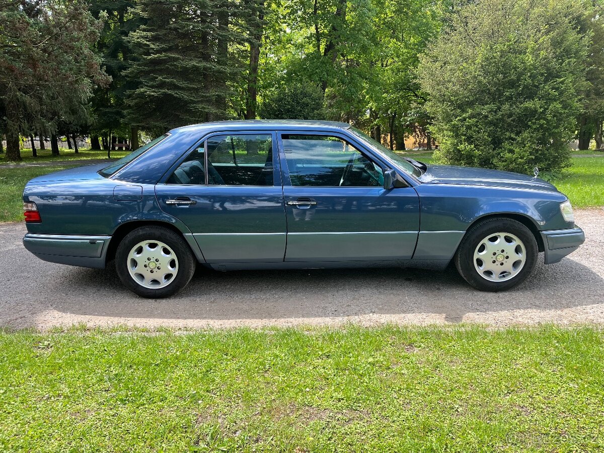 Mercedes W124 E220, Španielsko, 62666km - 7