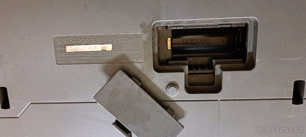 Piáno - Yamaha PSR-200 - 7