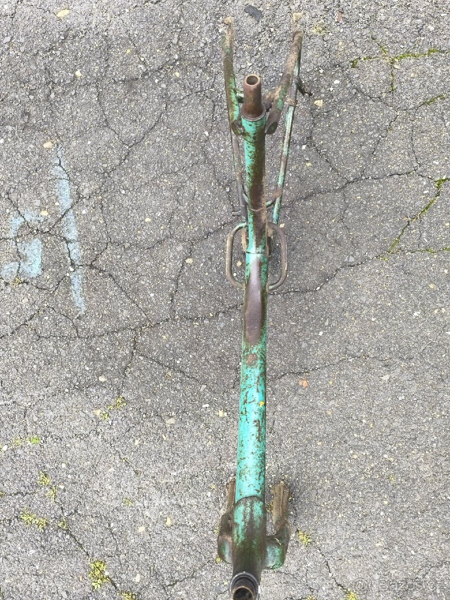 Stadion S11, rám ušák +vidle+vahadla - 7