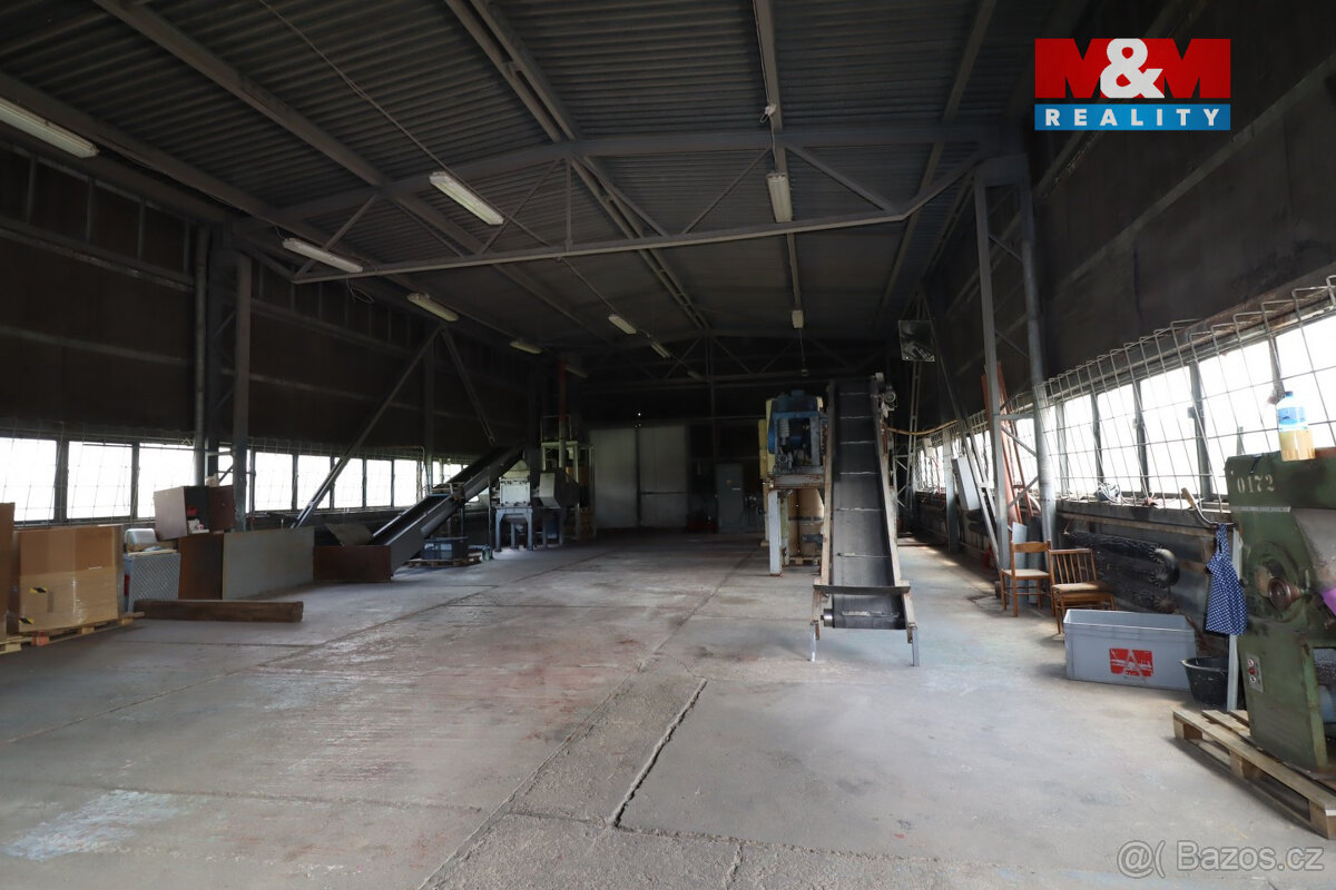 Prodej obchodního objektu 2760 m2 v Kadani, Prunéřově - 7