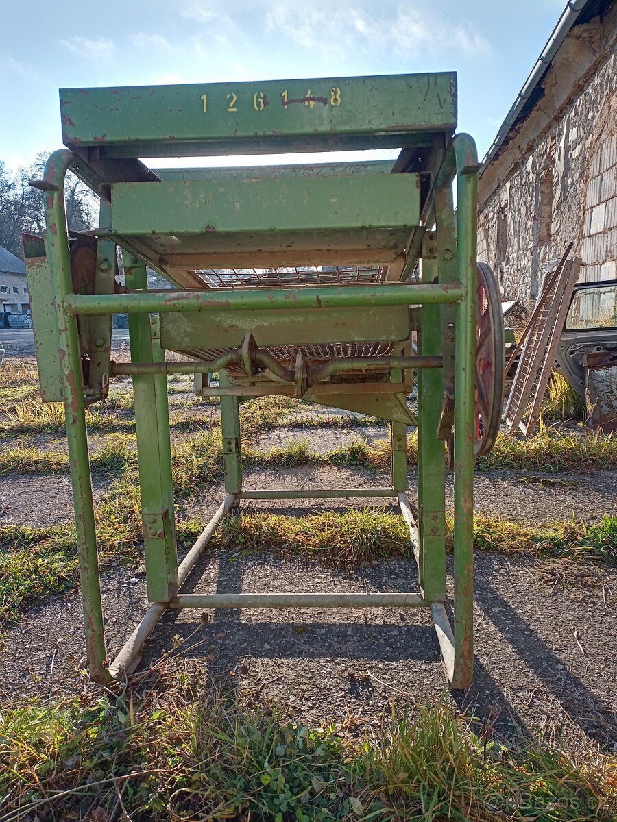 Třídička brambor AMAZONE BK3 - 7