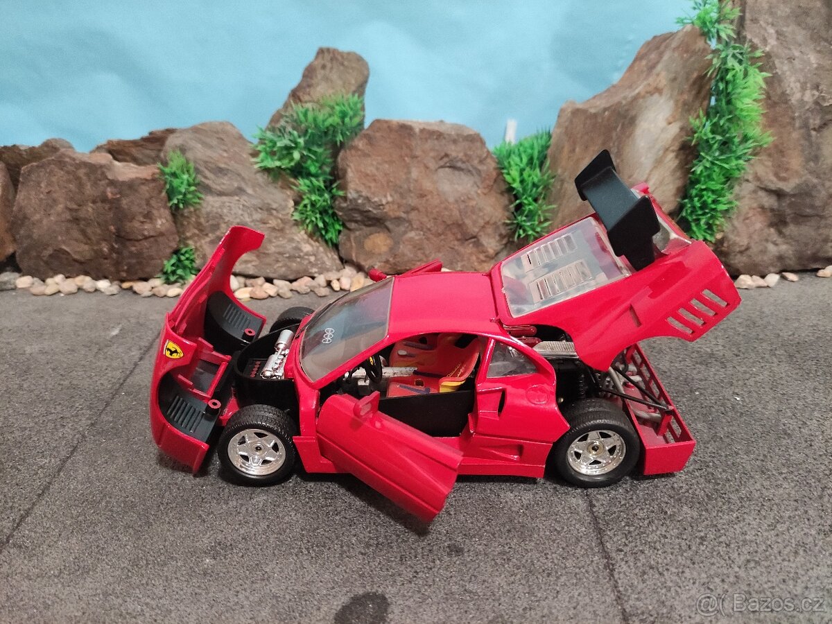 prodám model 1:18 ferrari 288GTO evoluzione - 7