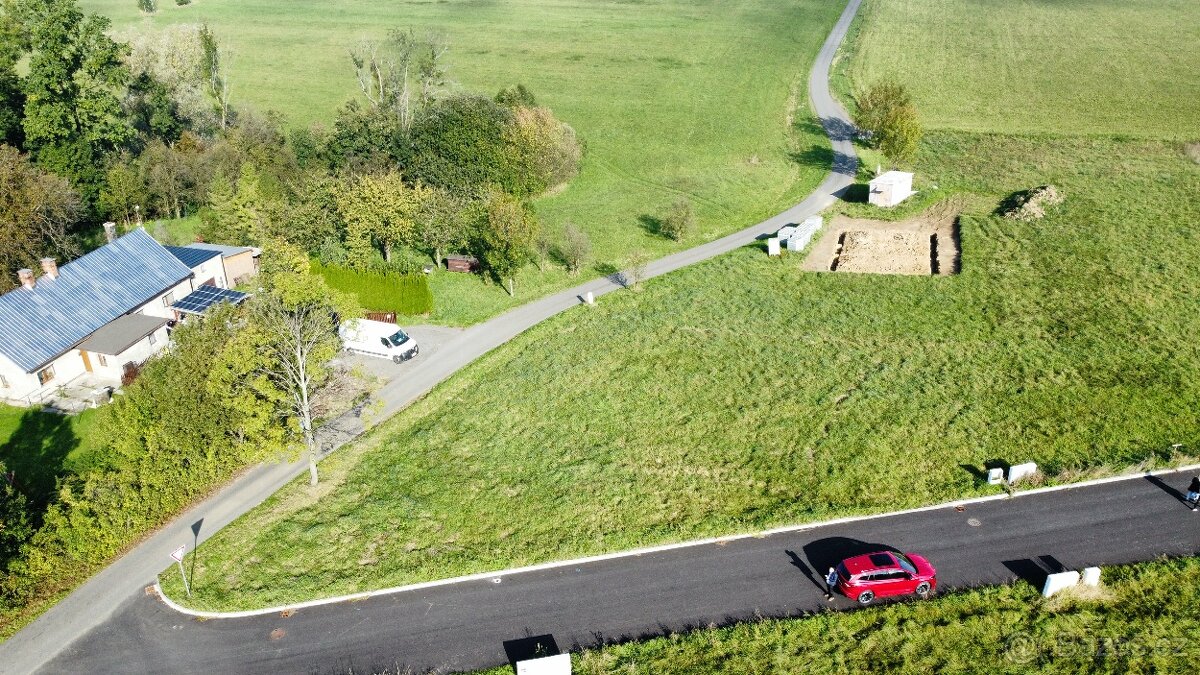 Prodej stavebního pozemku 1042 m² Dolní Tošanovice - 7