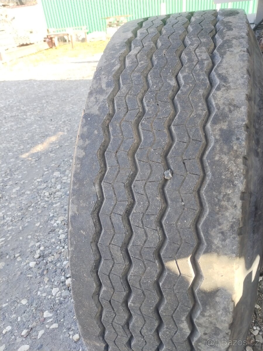 Traktorový vlek přívěs - 7