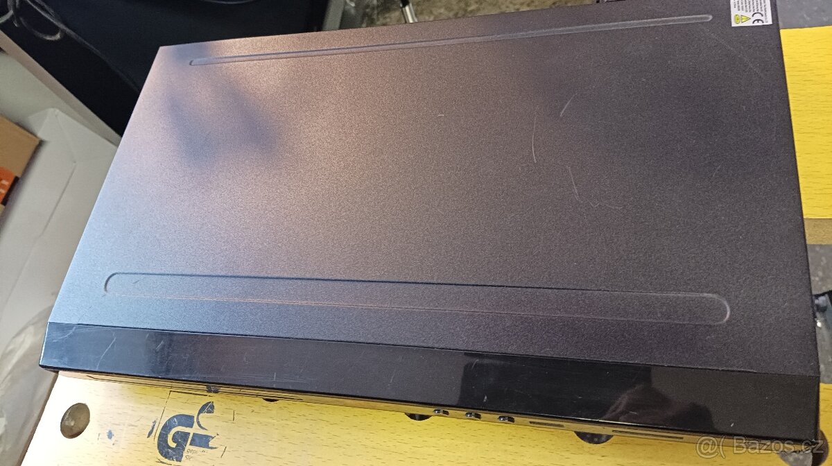 DVD přehrávač+ dálkový ovladač. - 7