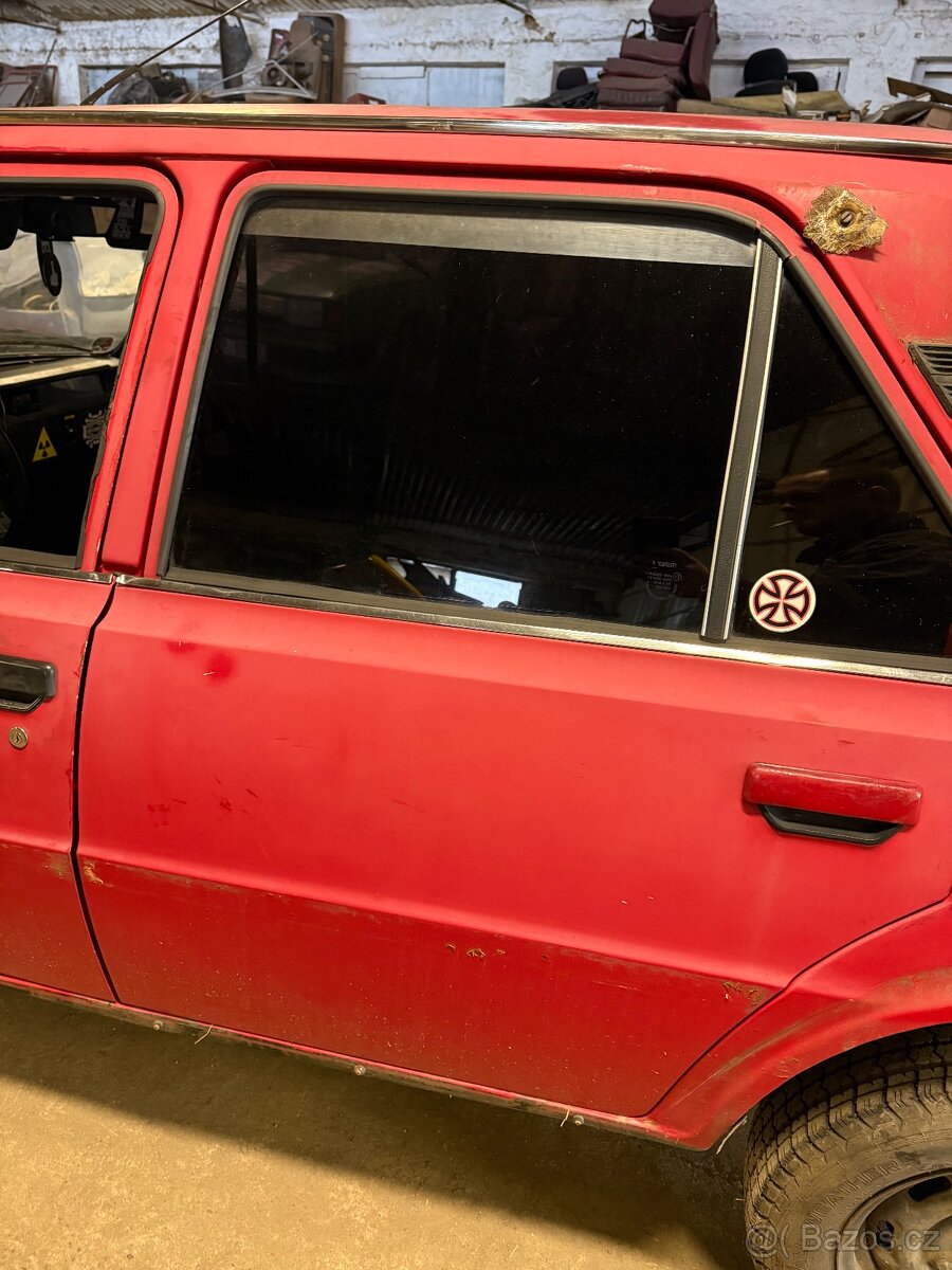 Škoda 130L díly - 7