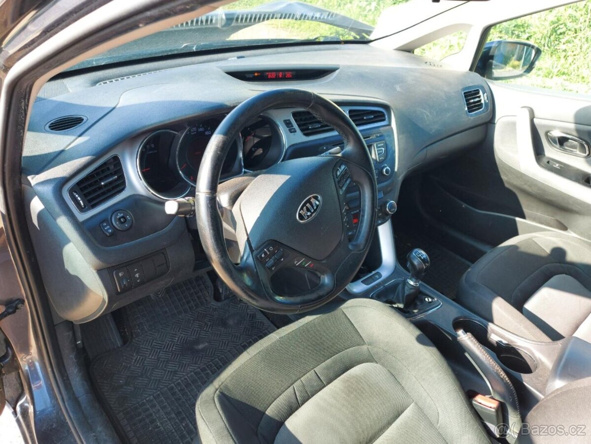 Kia Ceed Combi 2012 - 2017 náhradní díly - 7