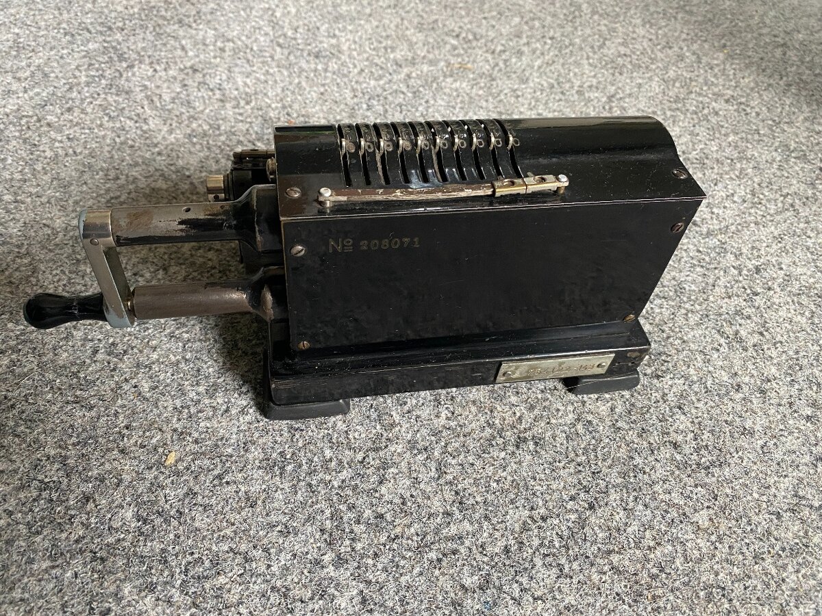 počítací stroj starý počítací stroj mechanický kalkulačka - 7