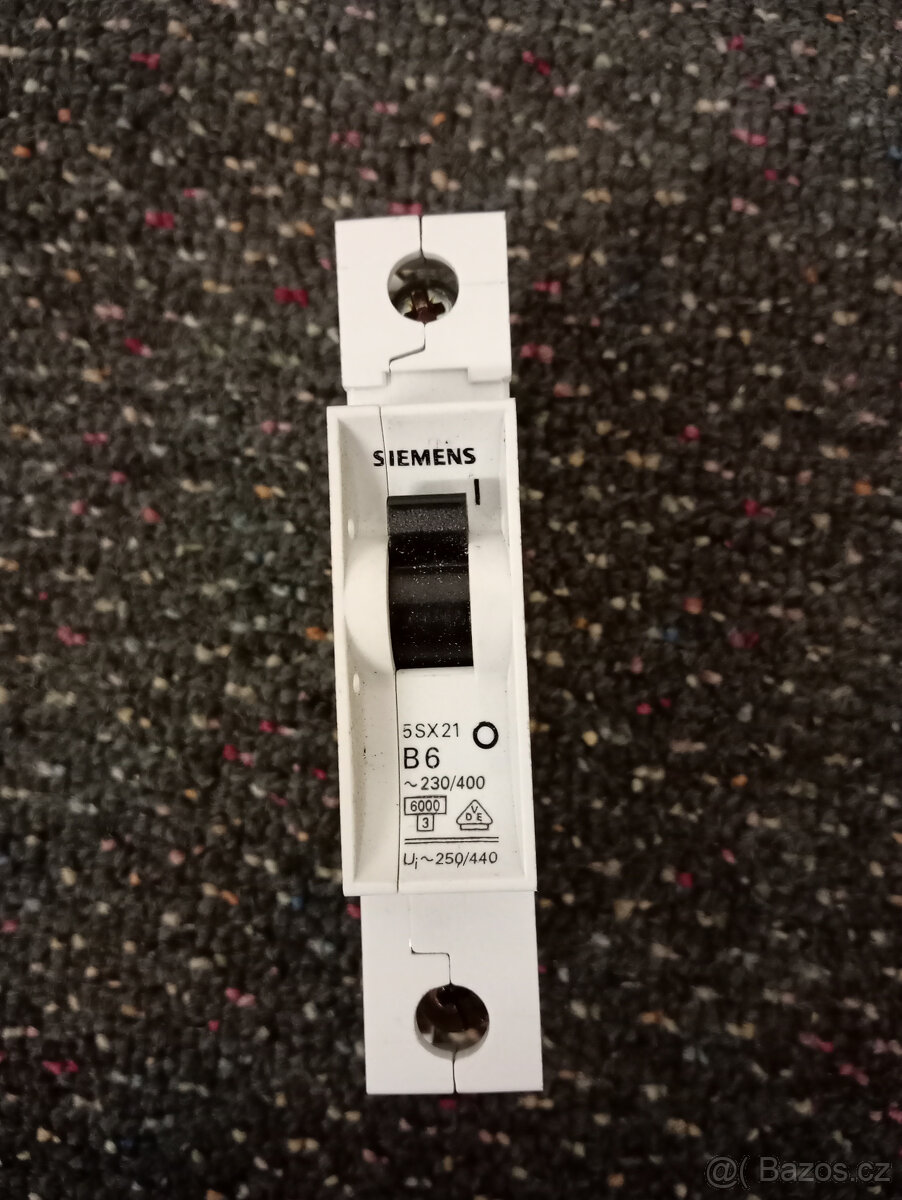 Jističe, chrániče, motorové spouštěče - 7