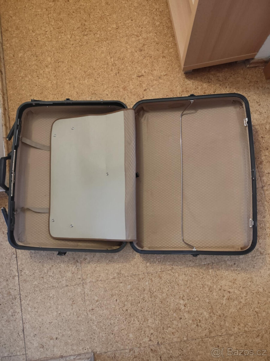 Cestovní kufry skořepinové - 7