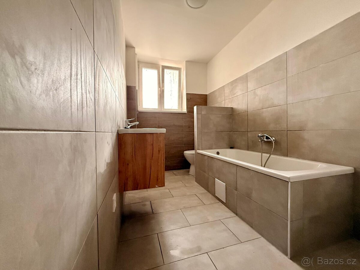 Prodej bytu 2+kk v Českém Těšíně - 7