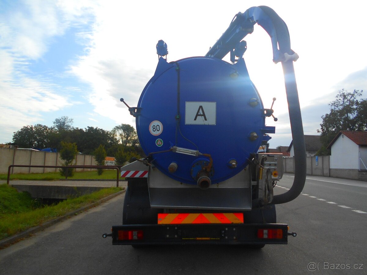 TATRA T815 CAS 111 - 7