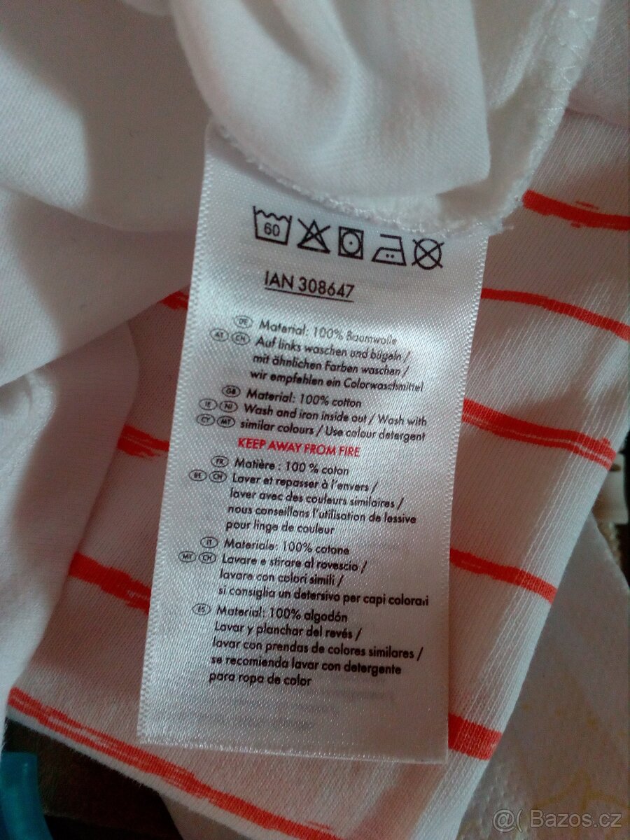 Prodam triko se Smoulinkou vel.110/116 lupilu Nove a moc pek - 7