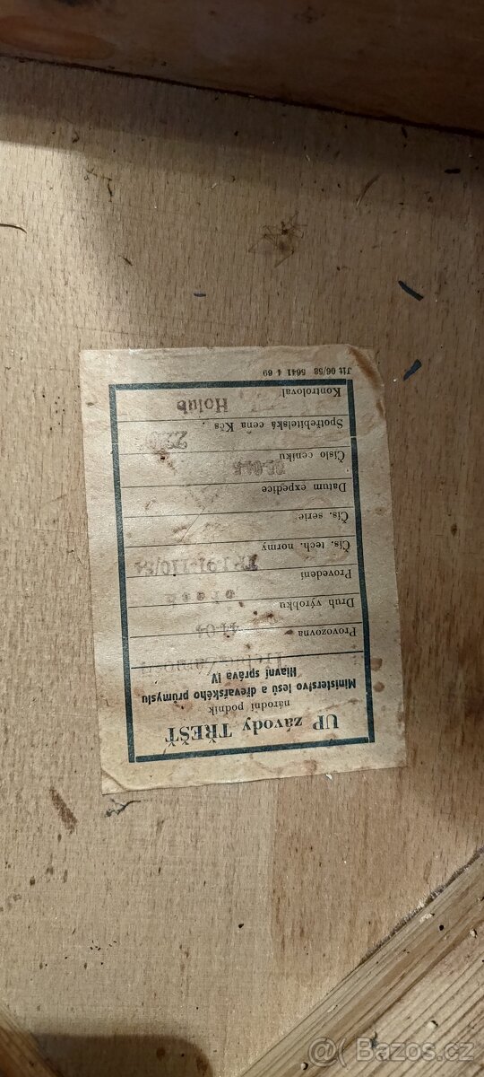 prodej starožitného nábytku - 7