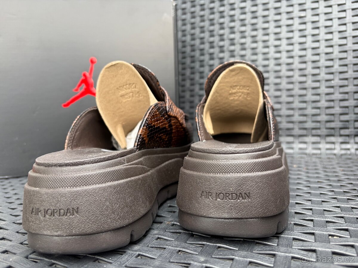 Nike air Jordan 38velikost - 7