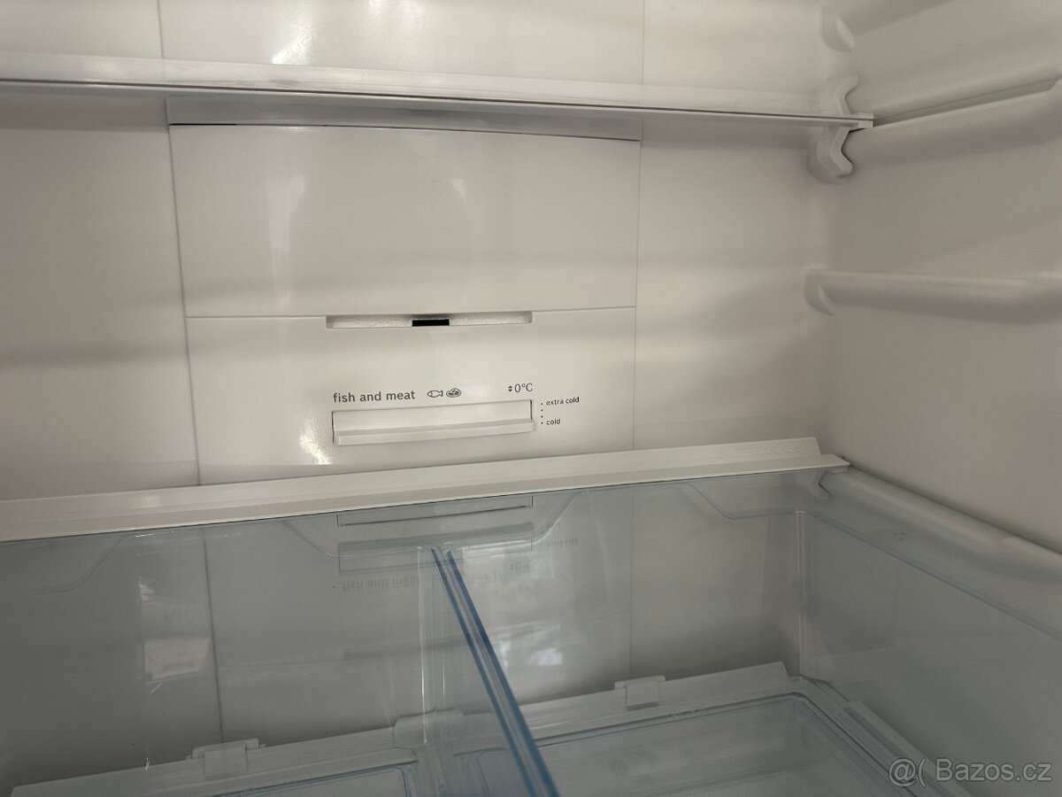 Lednice s mrazákem Siemens (101) - 7